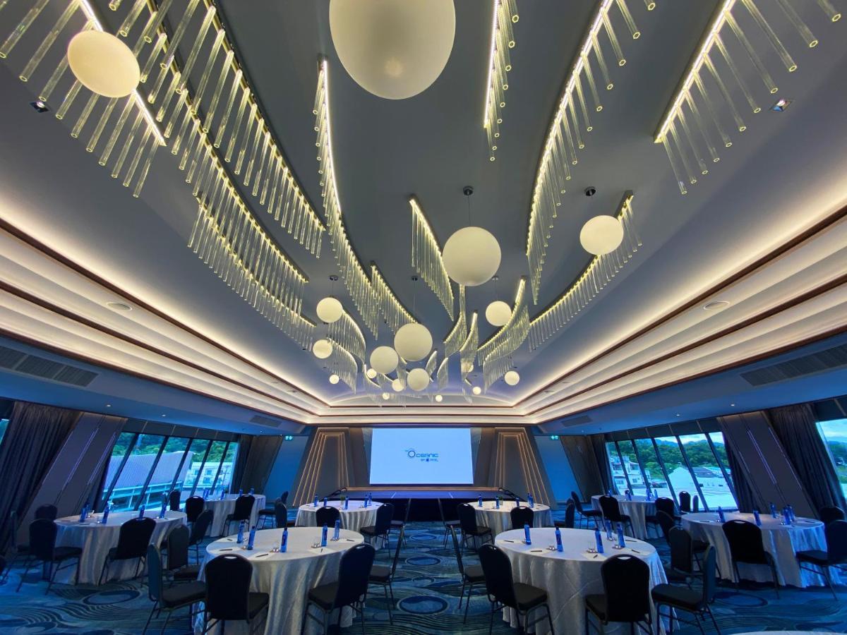 The Oceanic Sportel Phuket - Sha Extra Plus Buitenkant foto The interior of the conference centre