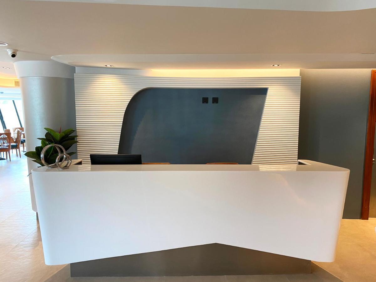 The Oceanic Sportel Phuket - Sha Extra Plus Buitenkant foto Reception desk at the new building