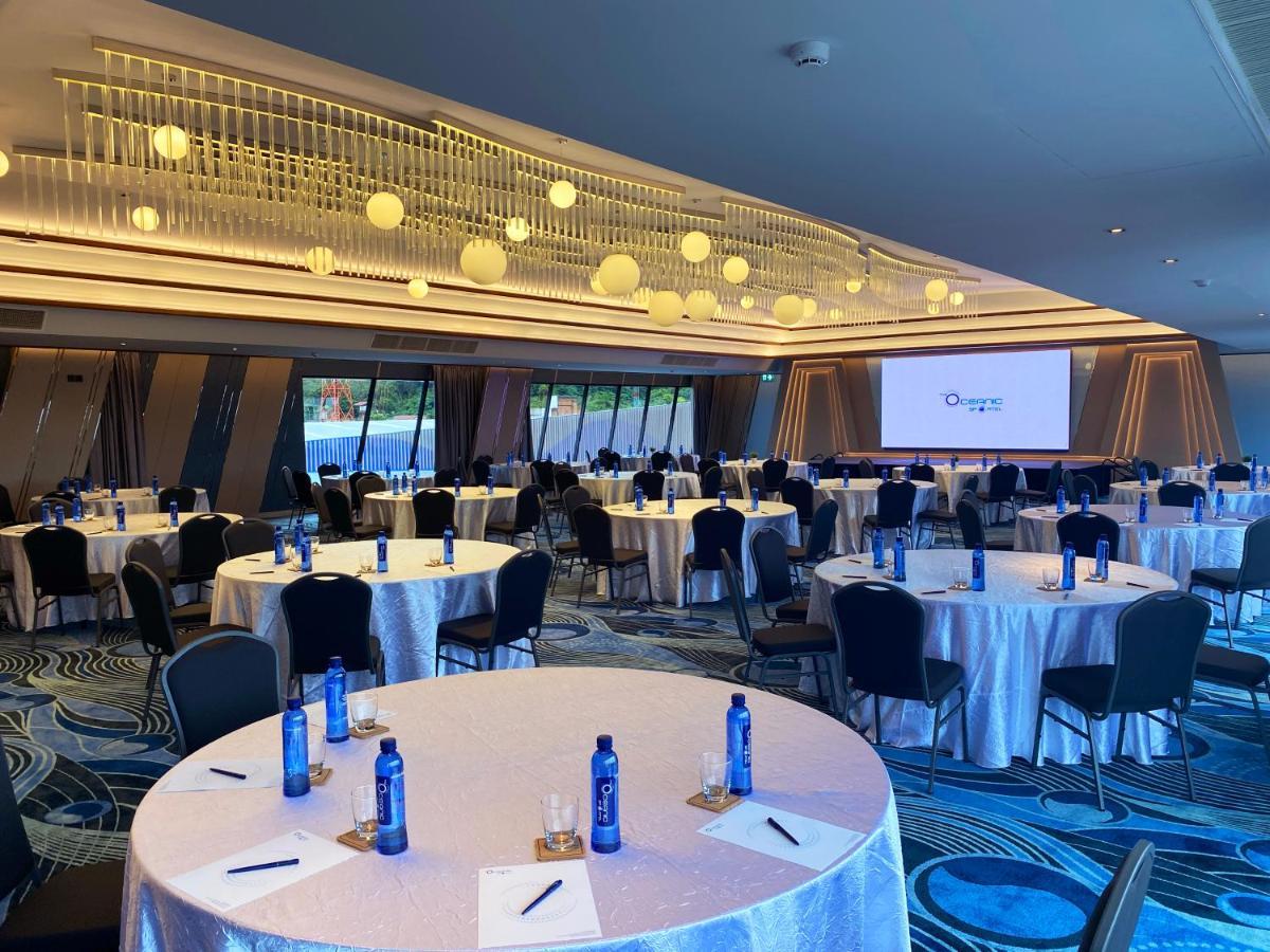 The Oceanic Sportel Phuket - Sha Extra Plus Buitenkant foto The 2019 World Water Week in Stockholm